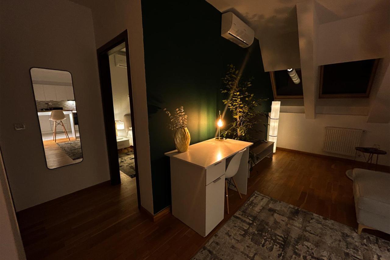 Downtown C22 Apartment Bucharest Exterior photo