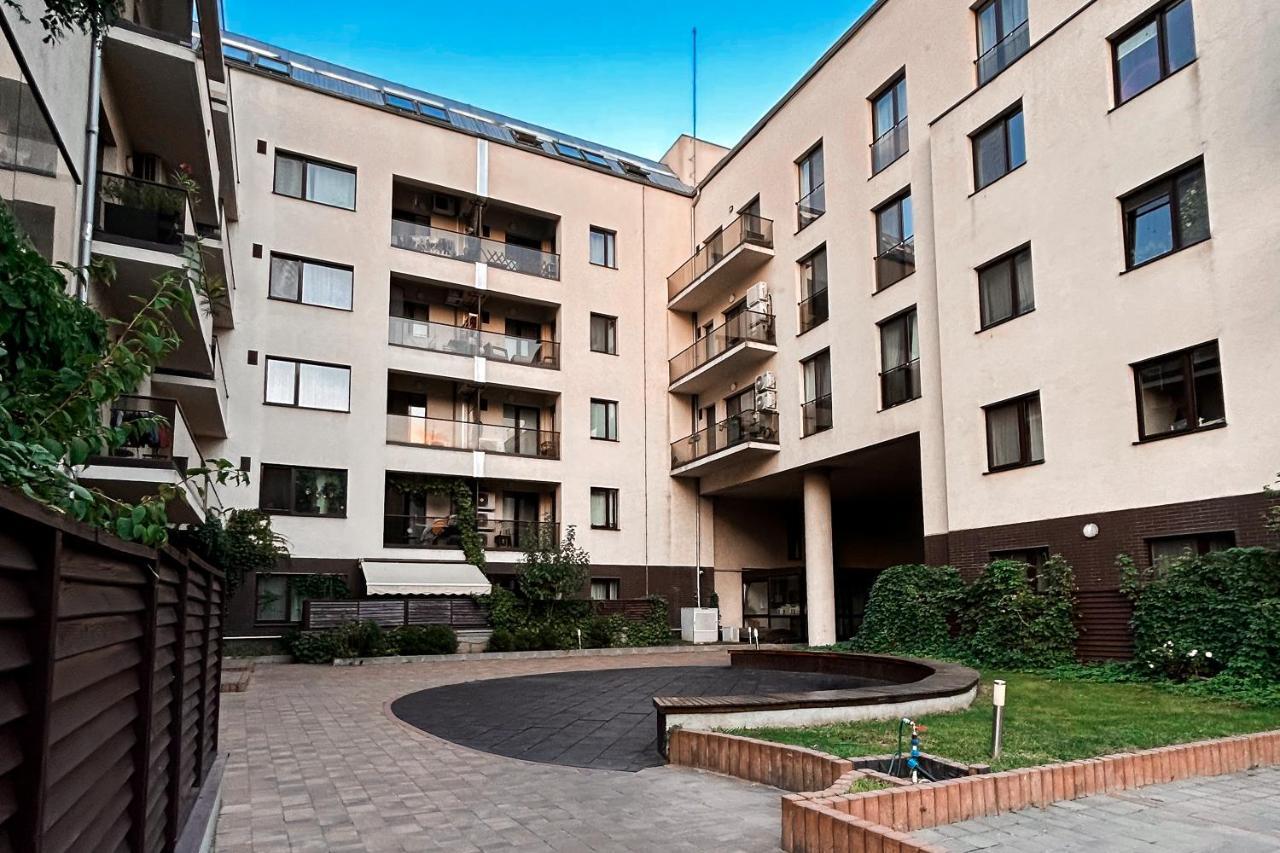 Downtown C22 Apartment Bucharest Exterior photo